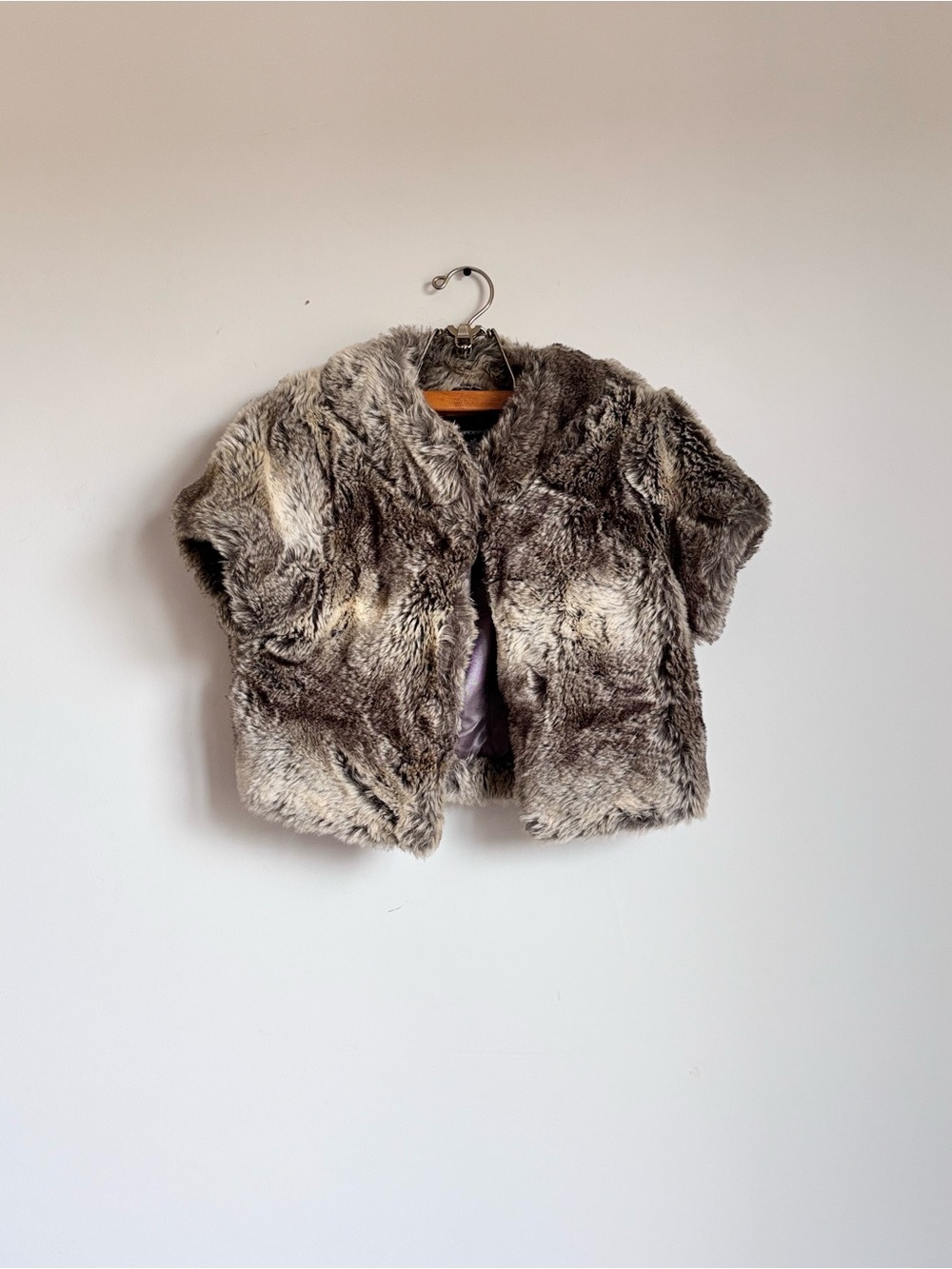 Arden B Cropped Short Sleeve Faux Fur Shrug Jacket Coat Gray Medium